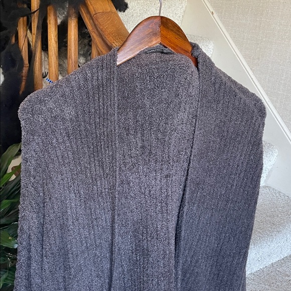 Barefoot Dreams Charcoal Cardigan - Picture 2 of 9
